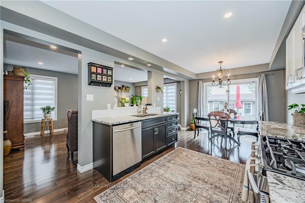 57 Walker Way photo 18