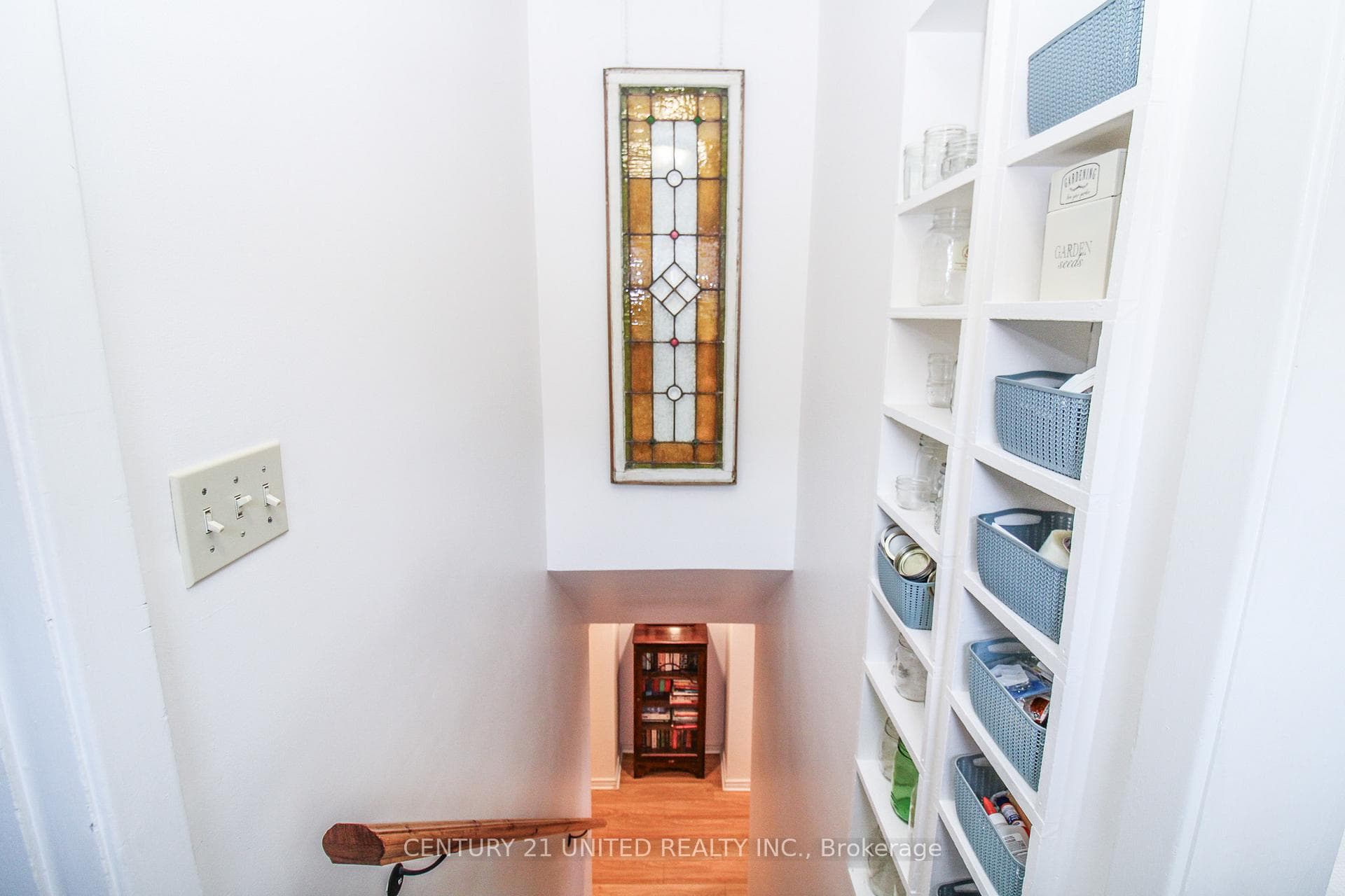 953 Oriole Drive photo 33