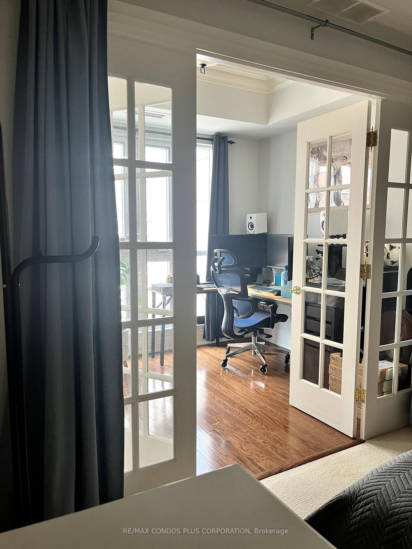 33 Delisle Avenue Unit 904 photo 14