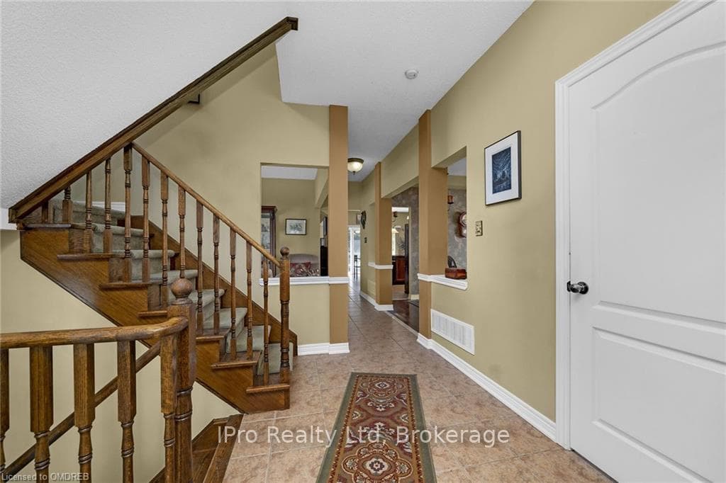 229 ACTON Boulevard photo 6