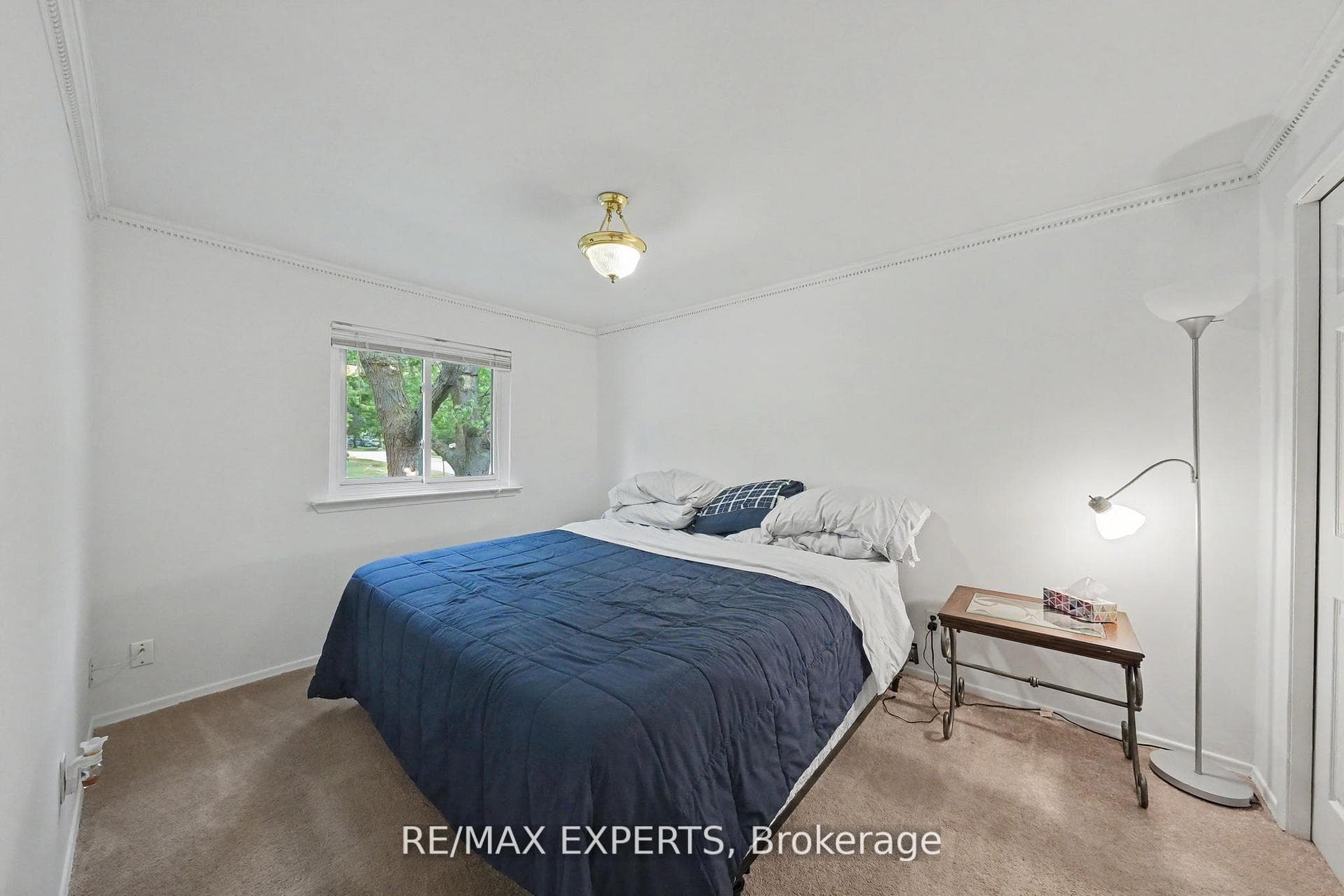 32 Oak Court photo 19