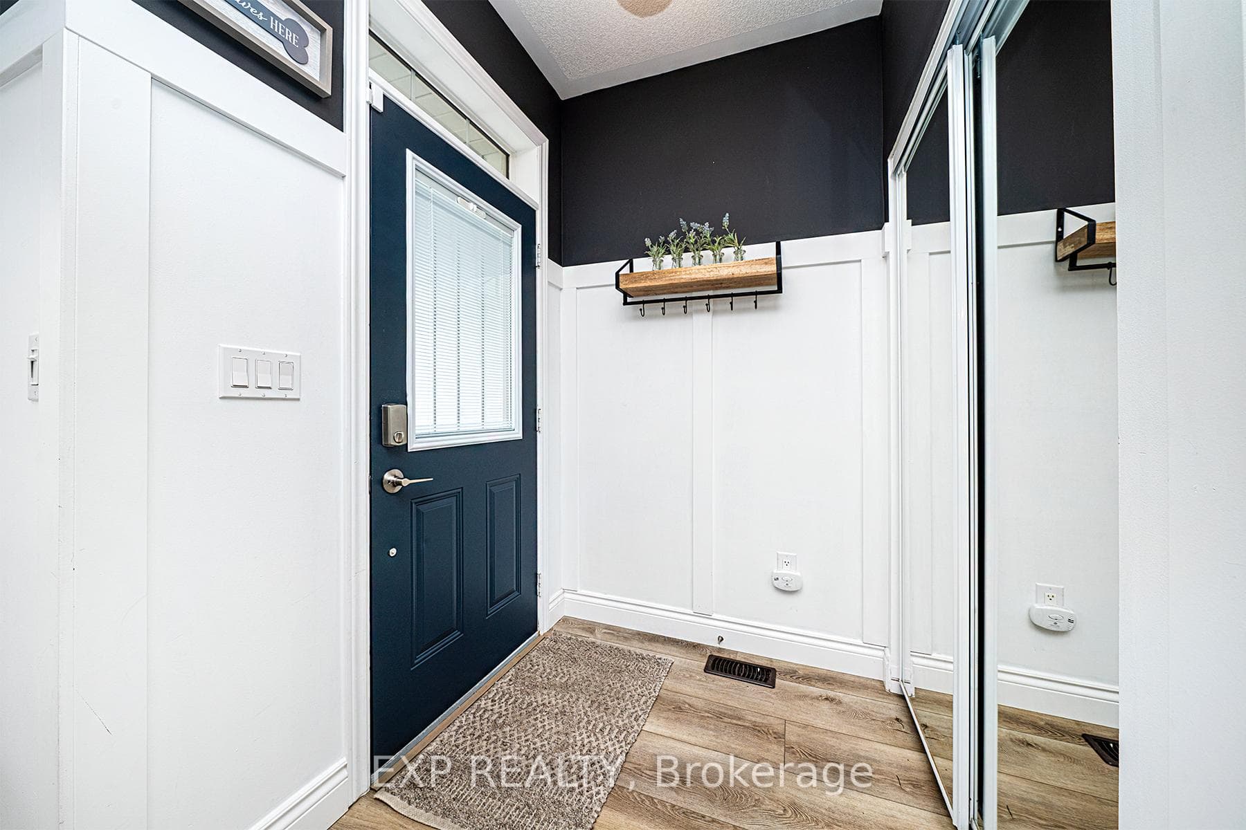 Bright & Open Entry