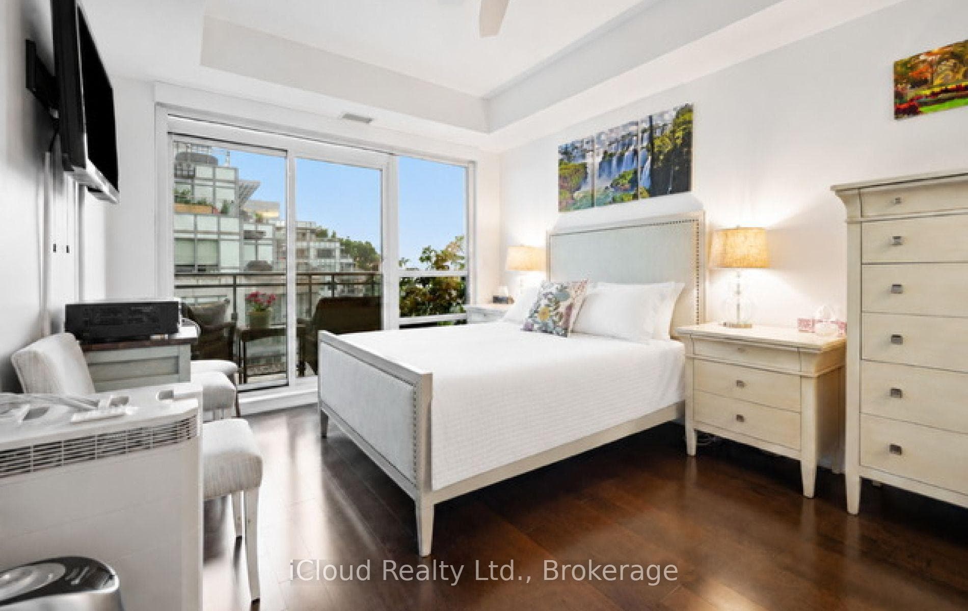 3500 Lakeshore Road Unit 625 photo 14
