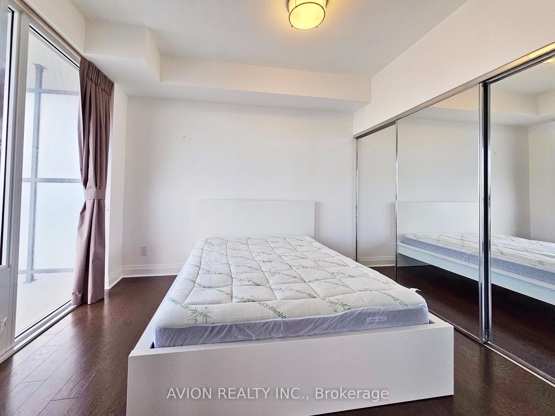 65 St. Mary Street Unit 3208 photo 11