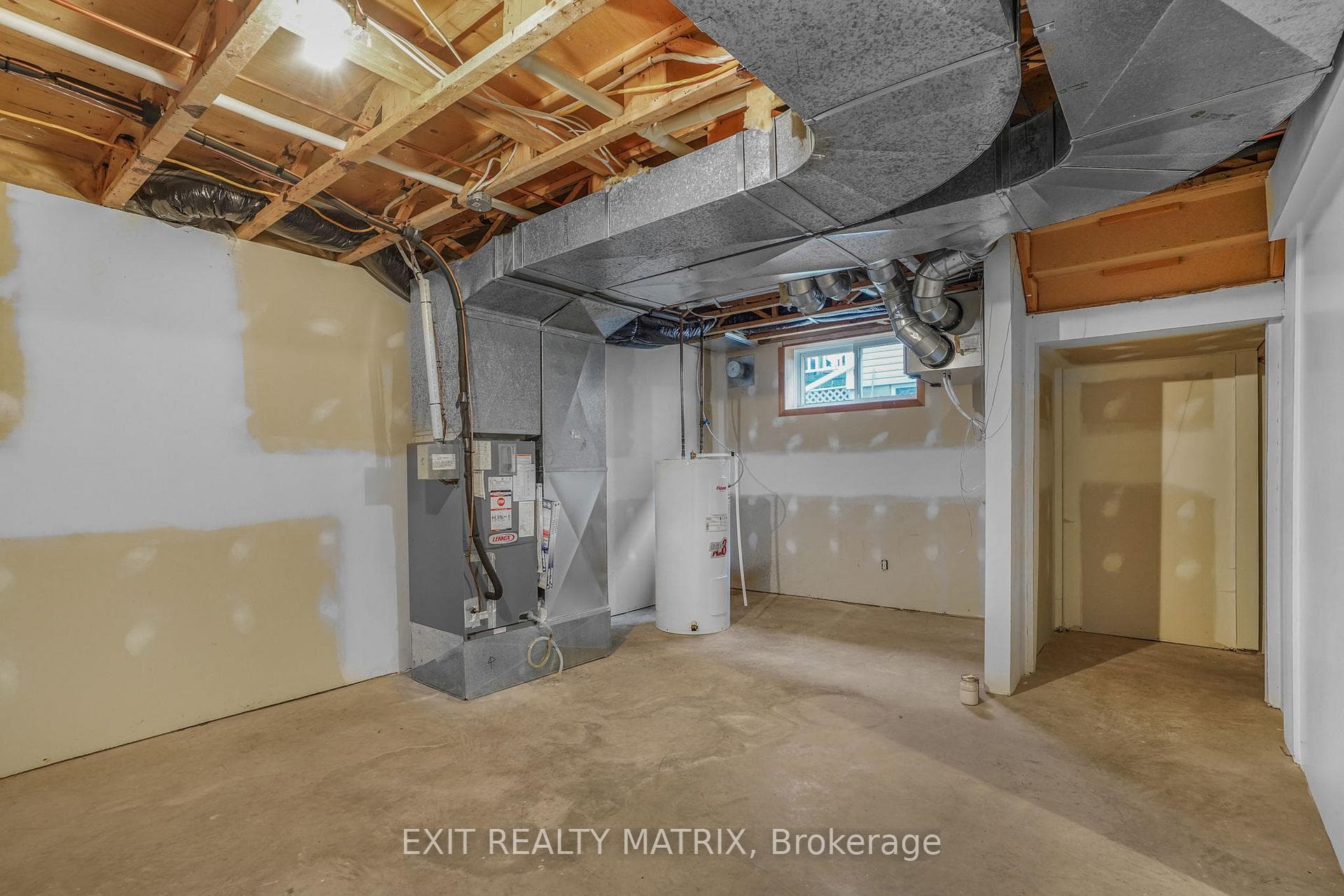 836 Pilon Street photo 29
