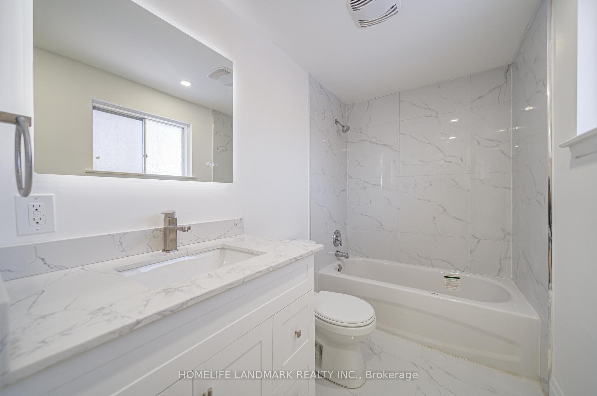 Main-41 Dunsdale Square photo 22