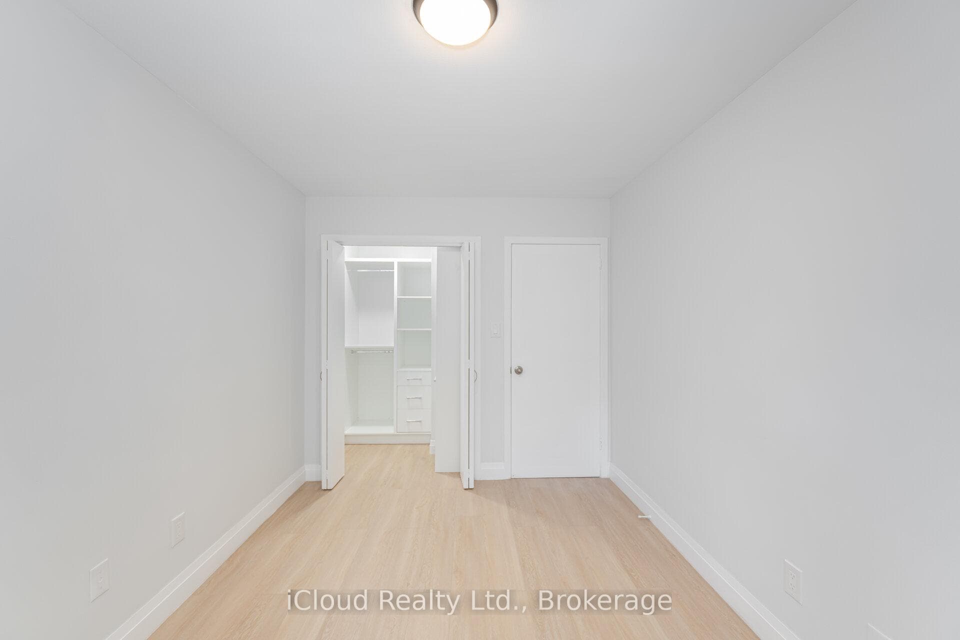 3360 The Credit Woodlands N/A Unit 18 photo 21