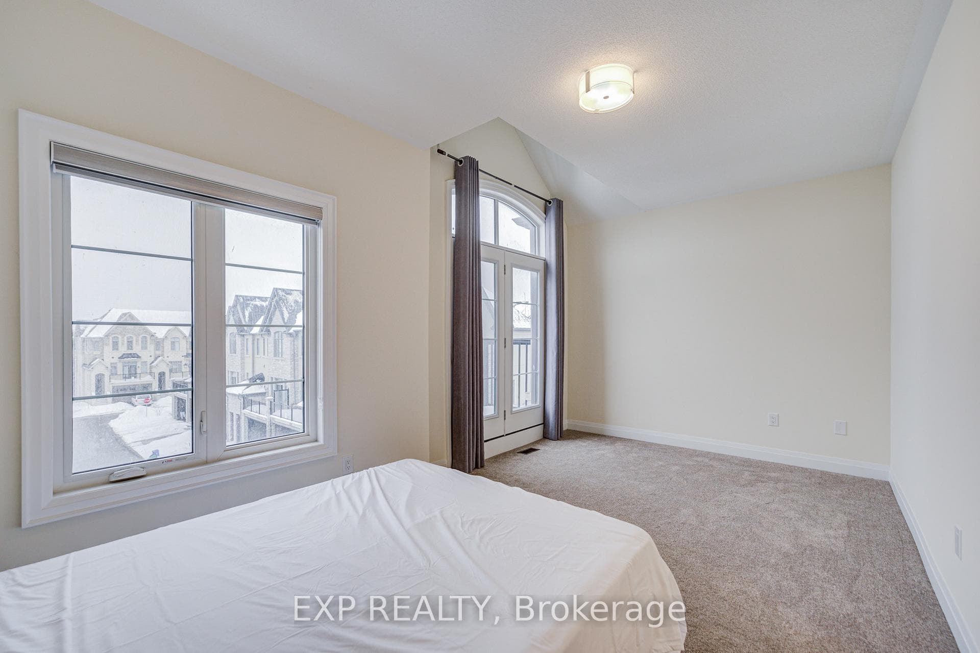 4255 Major Mackenzie Drive photo 31