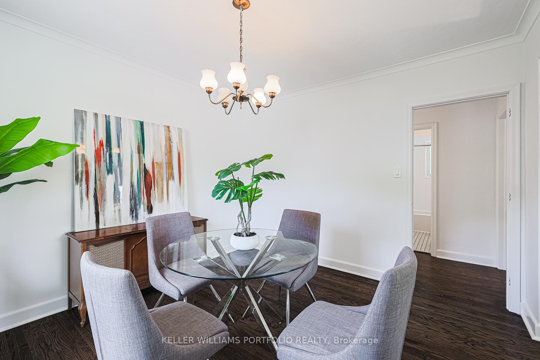 210 Renforth Drive photo 11
