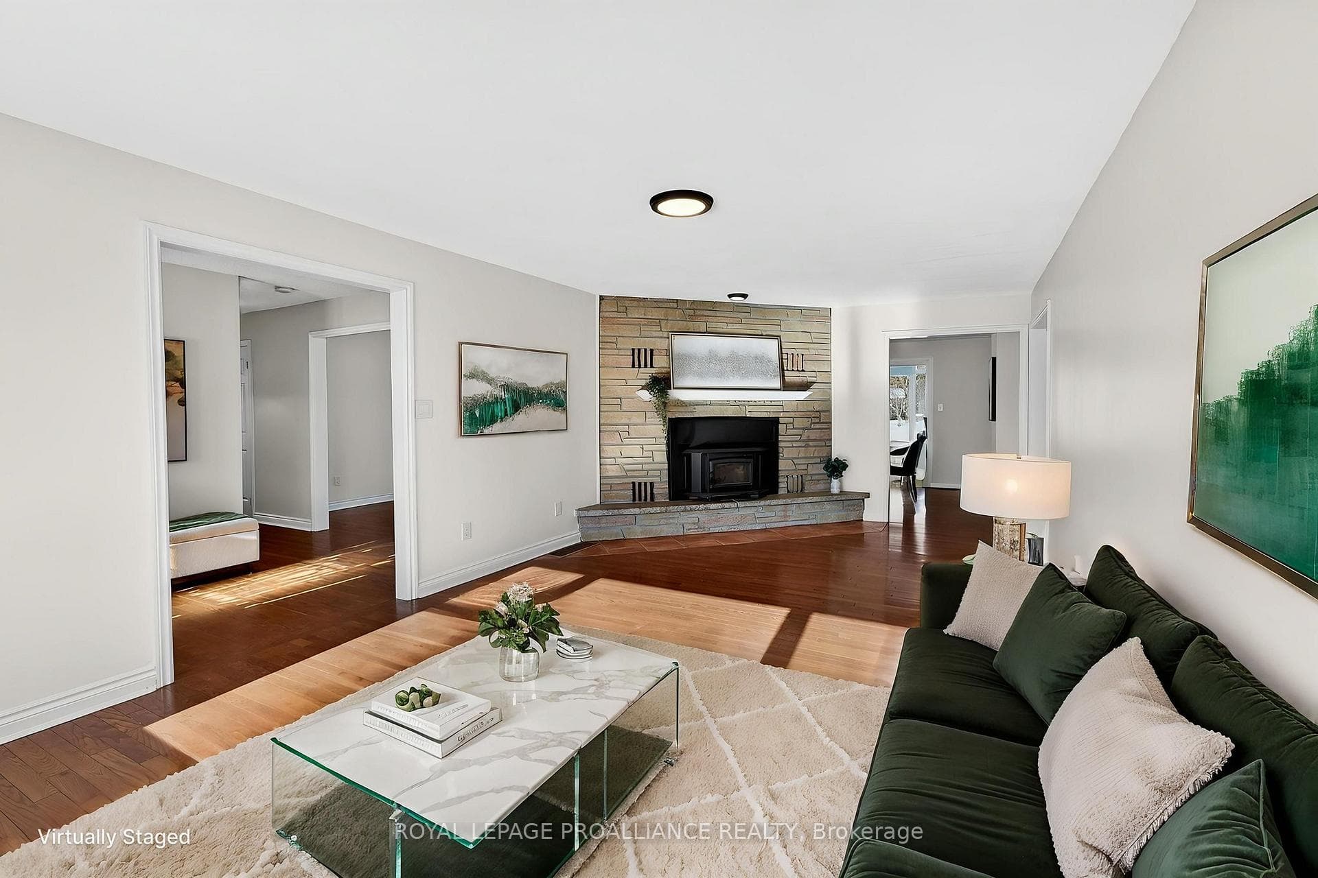 Living Room. Photo has been virtually staged.