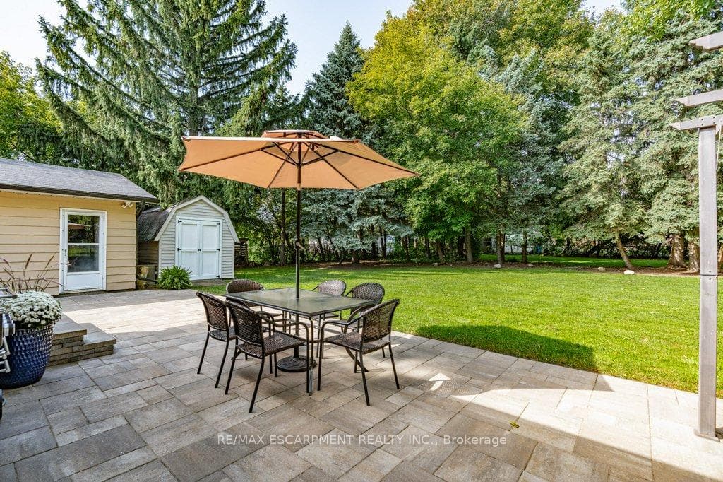 11 Garwood Avenue photo 32