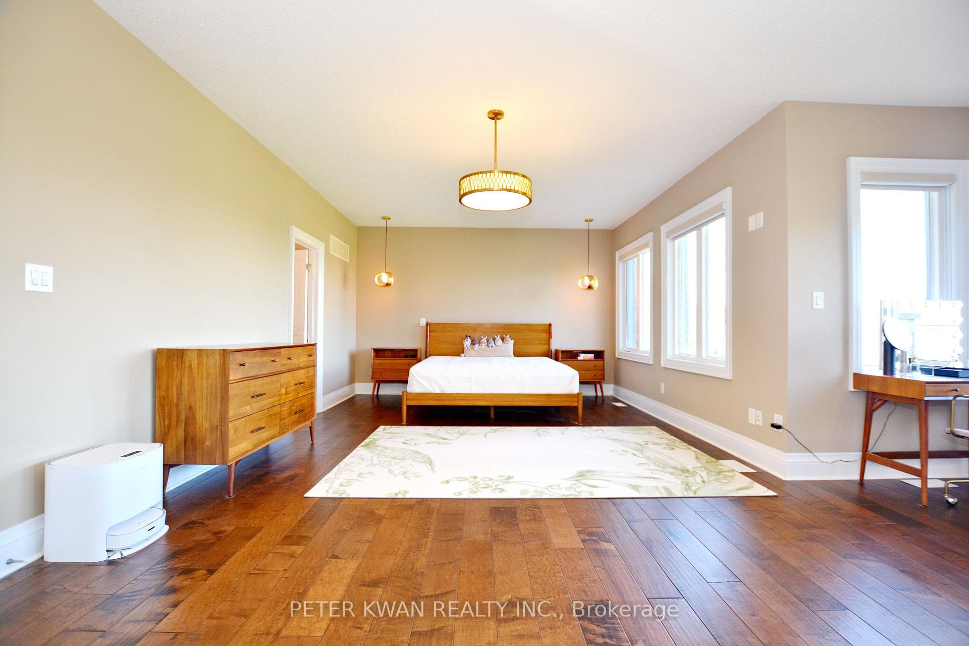 138 Carisbrooke Circle photo 22