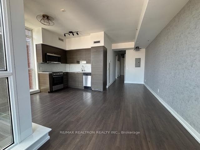 707 Dovercourt Road Unit 304 photo 35