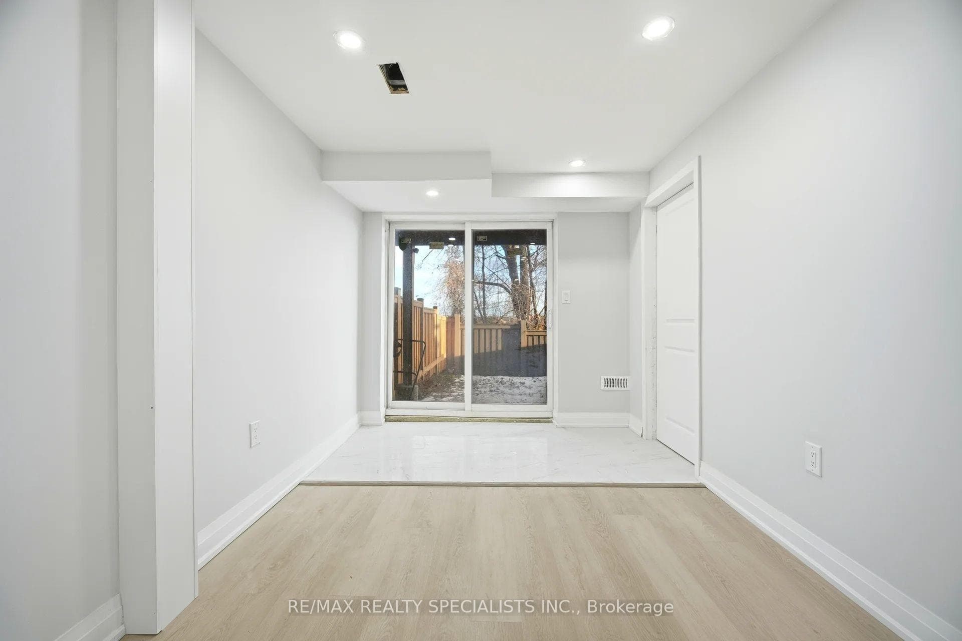 15 Dalbeattie Drive photo 12