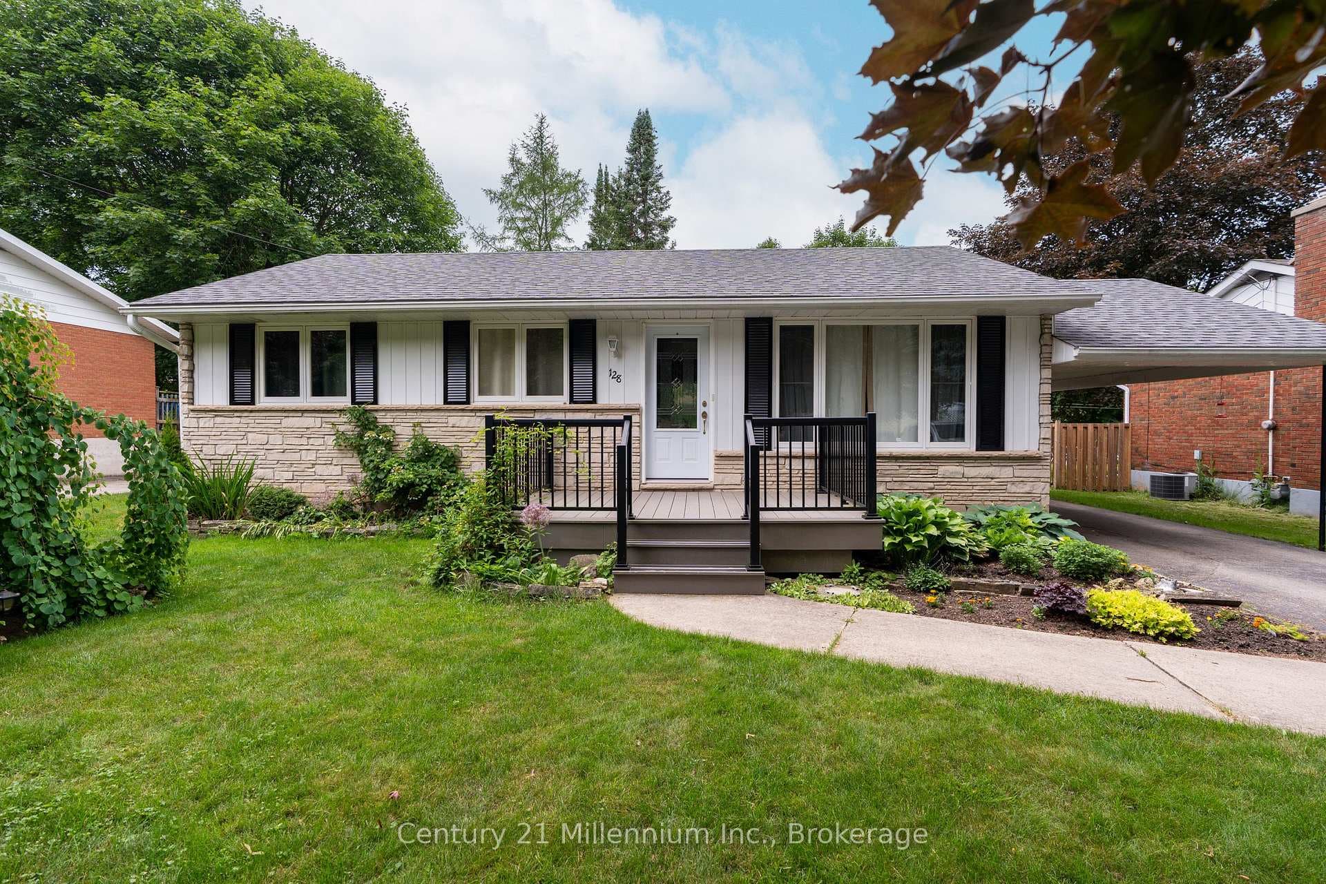 128 7th Avenue photo 1