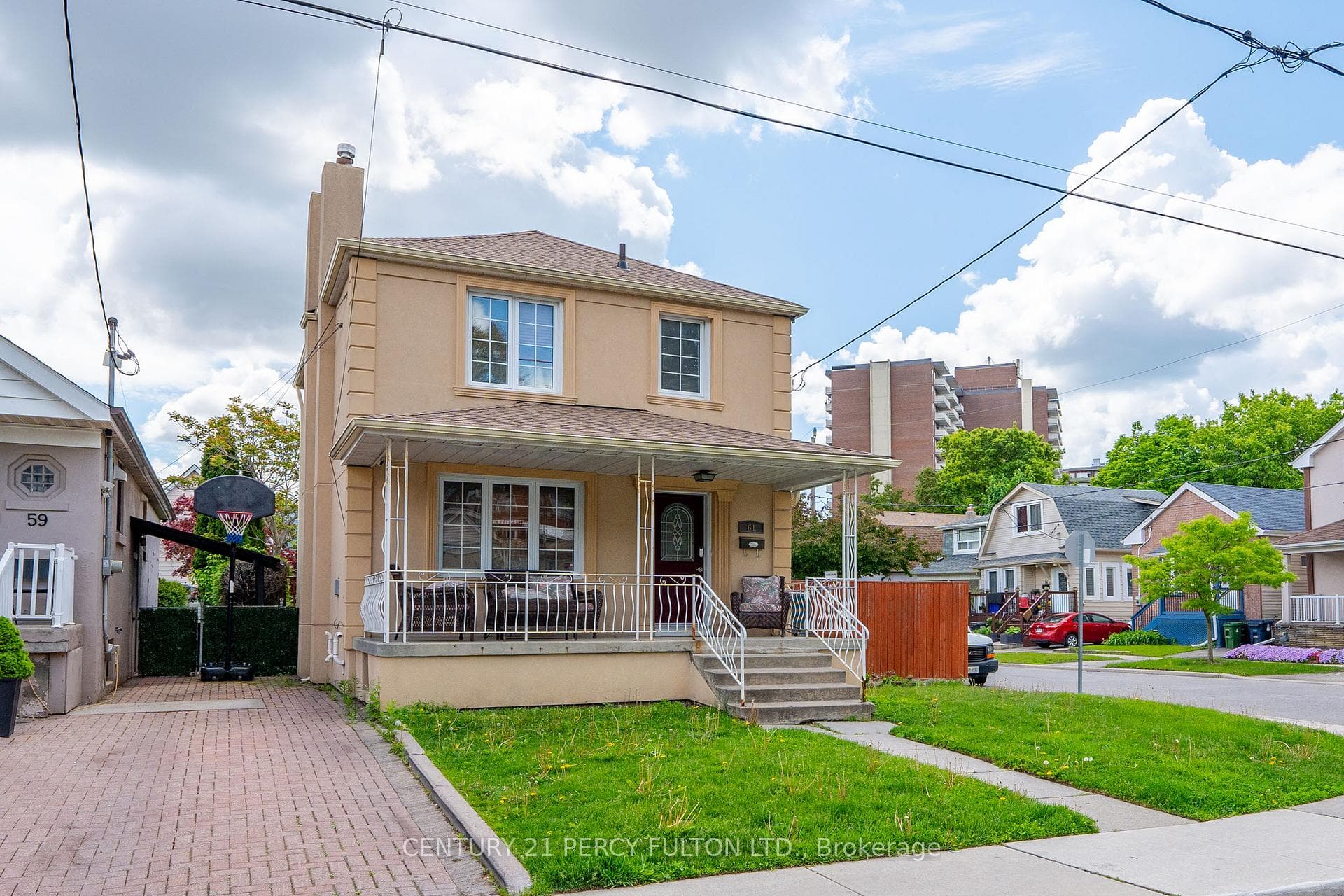 61 Cordella Avenue photo 3
