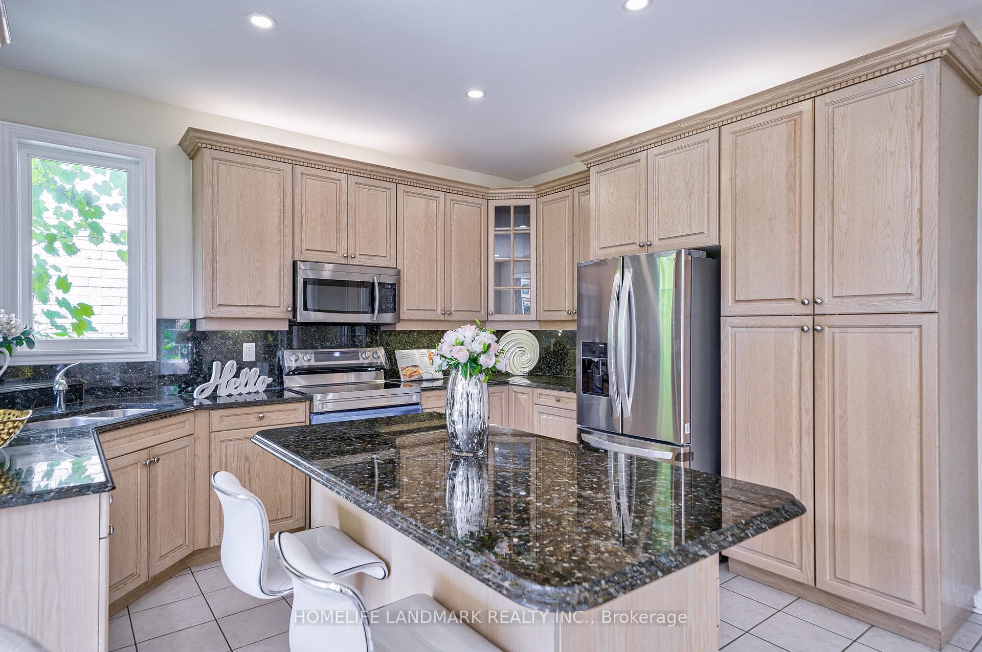 61 Catalina Crescent photo 18