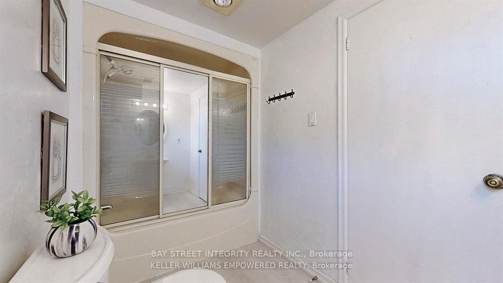 34 Canary Crescent photo 38