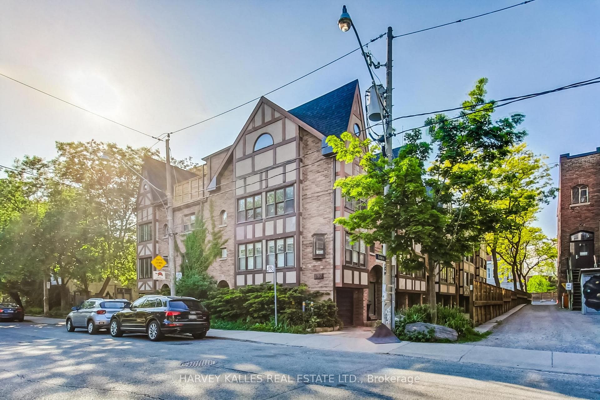 190 Lowther Avenue Unit J photo 3