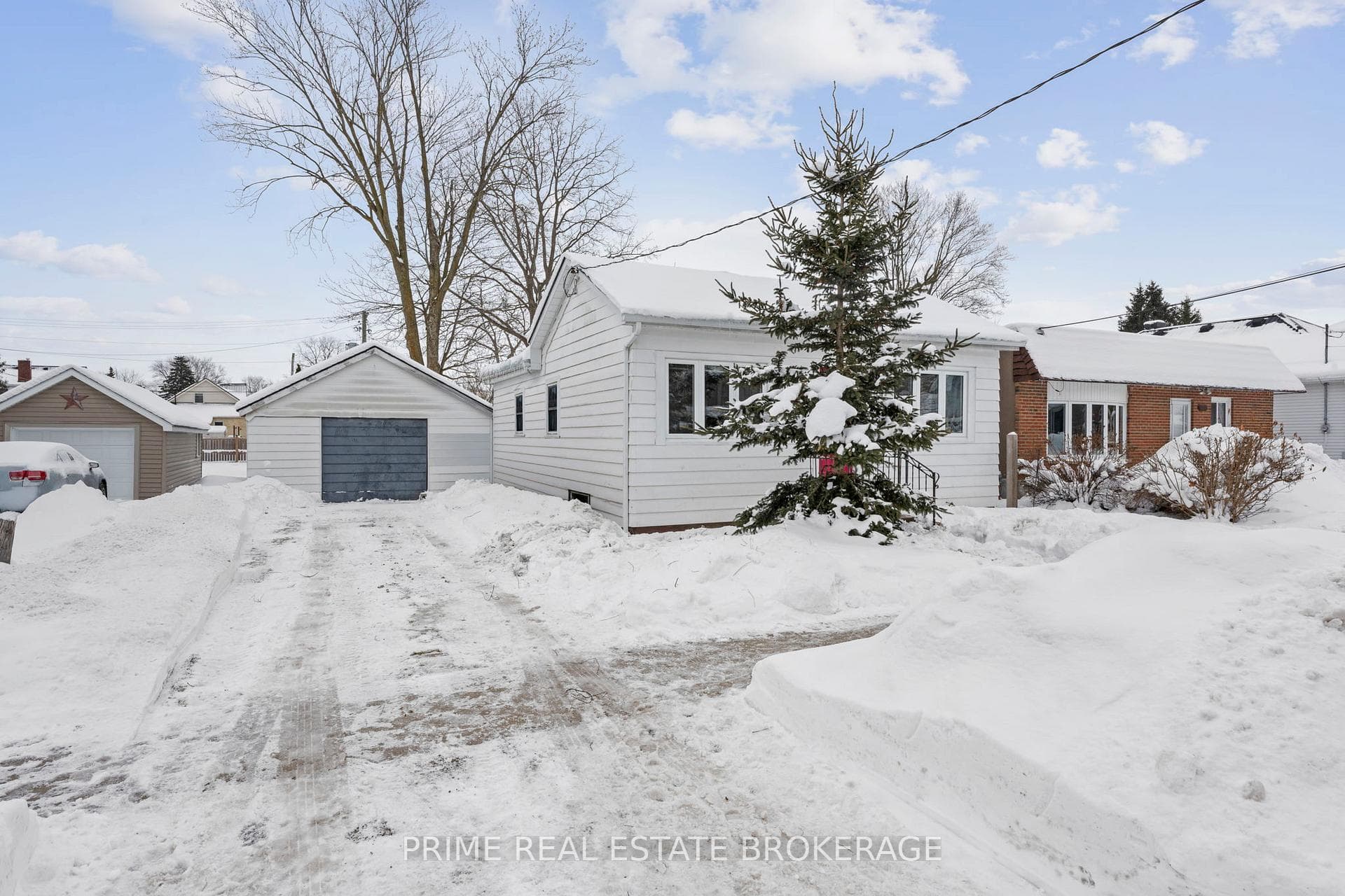 226 William Street photo 3