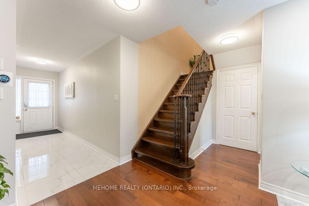 79 Maffey Crescent photo 4