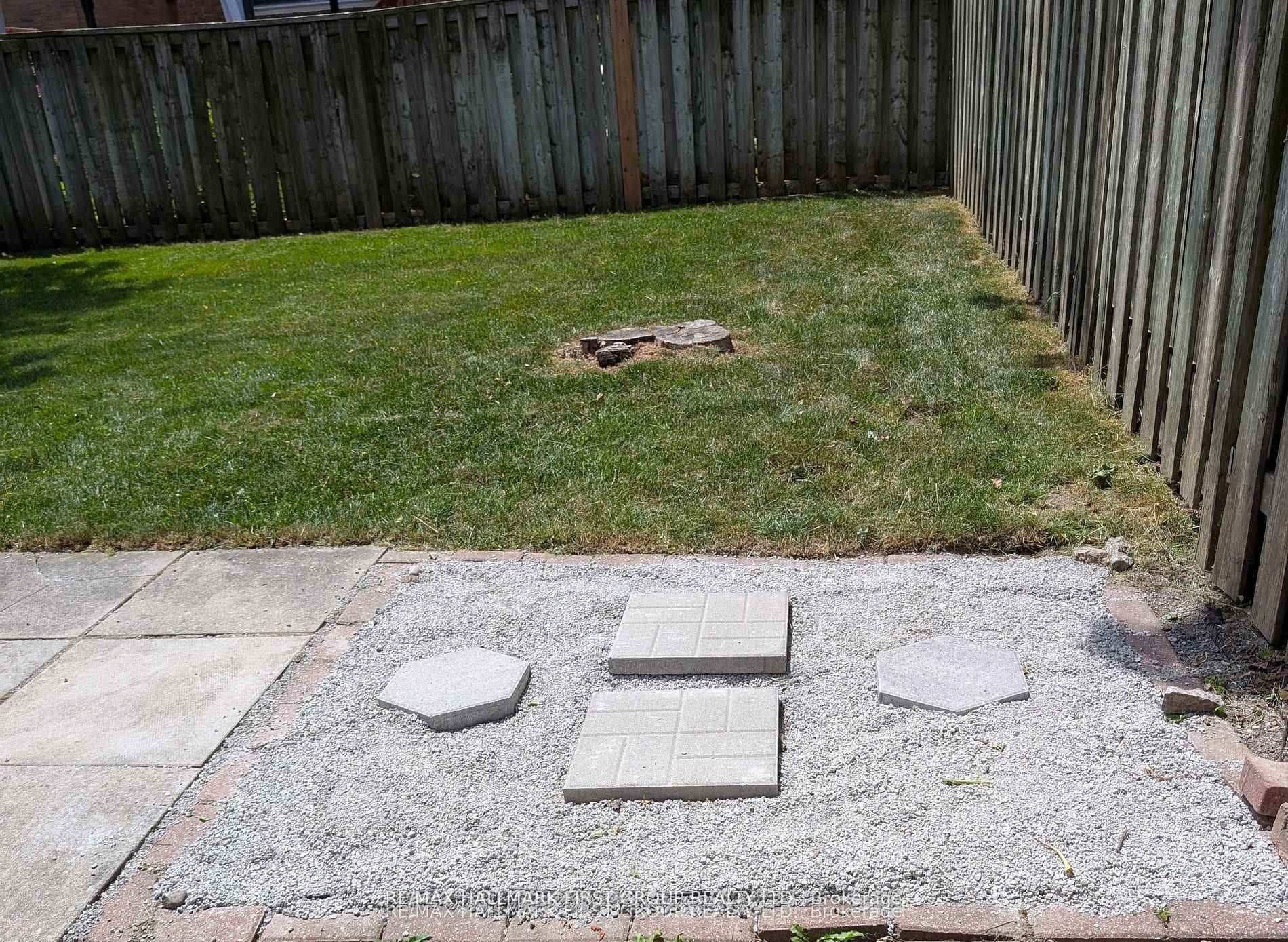 154 Radford Drive photo 32