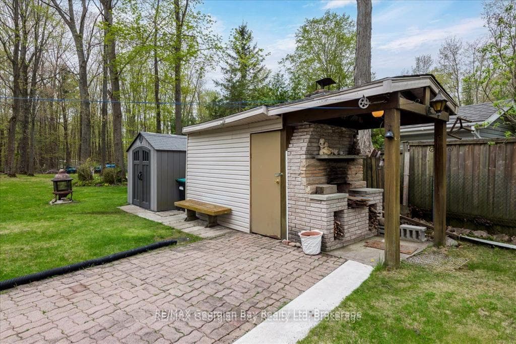 25 Tall Pines Drive photo 31