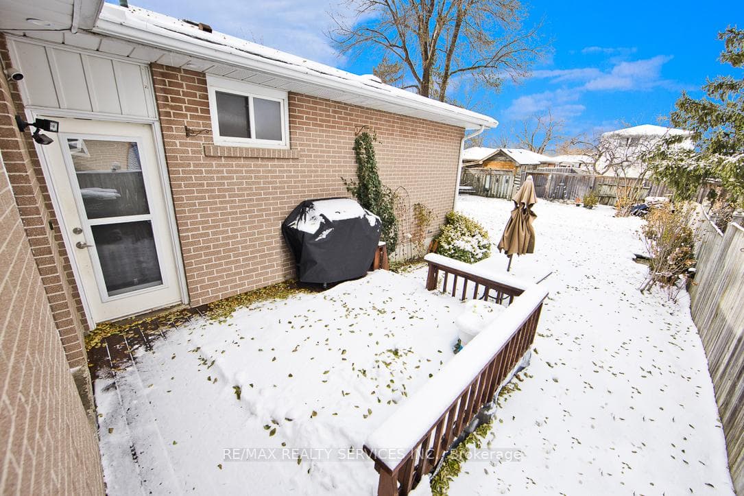 58 Watson Crescent photo 21