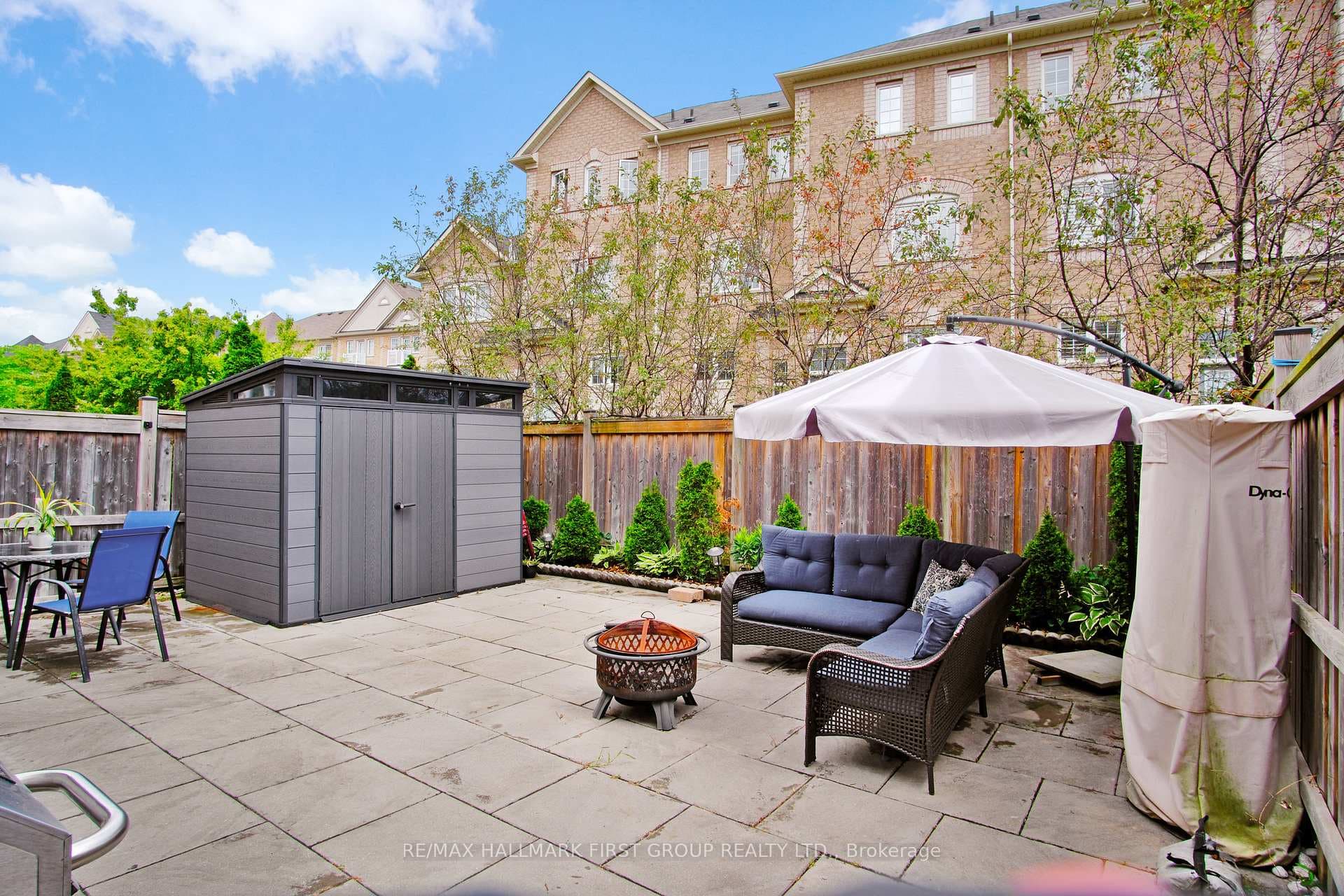 150 Angus Drive photo 39