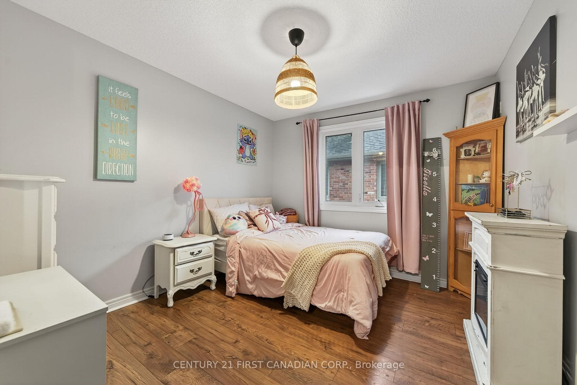 292 Thorn Drive photo 9