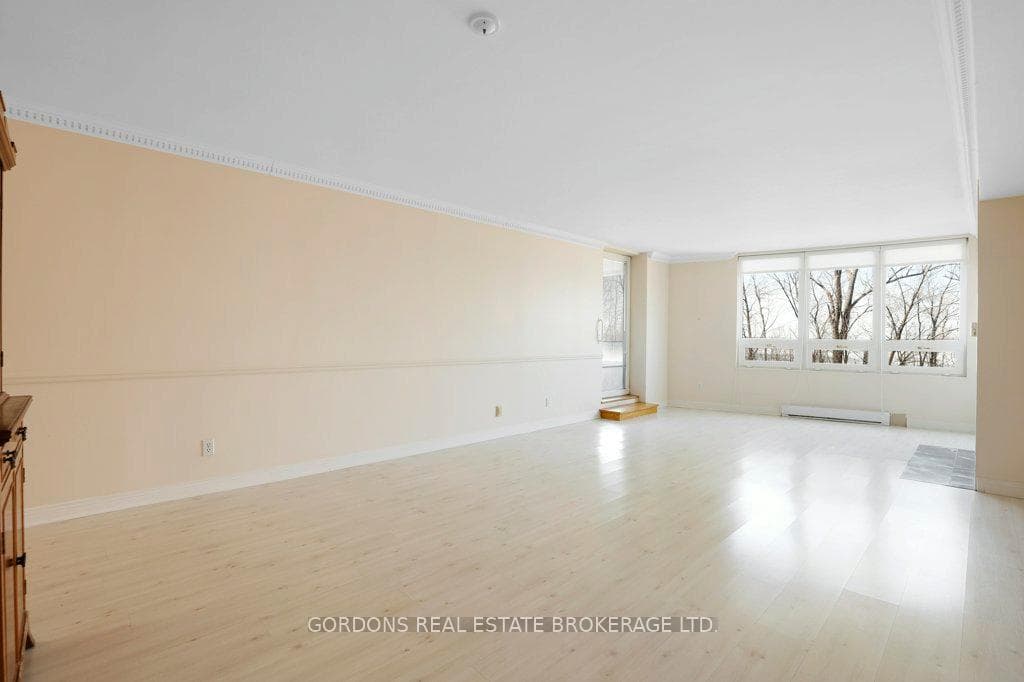 3099 Carling Avenue Unit 103 photo 17