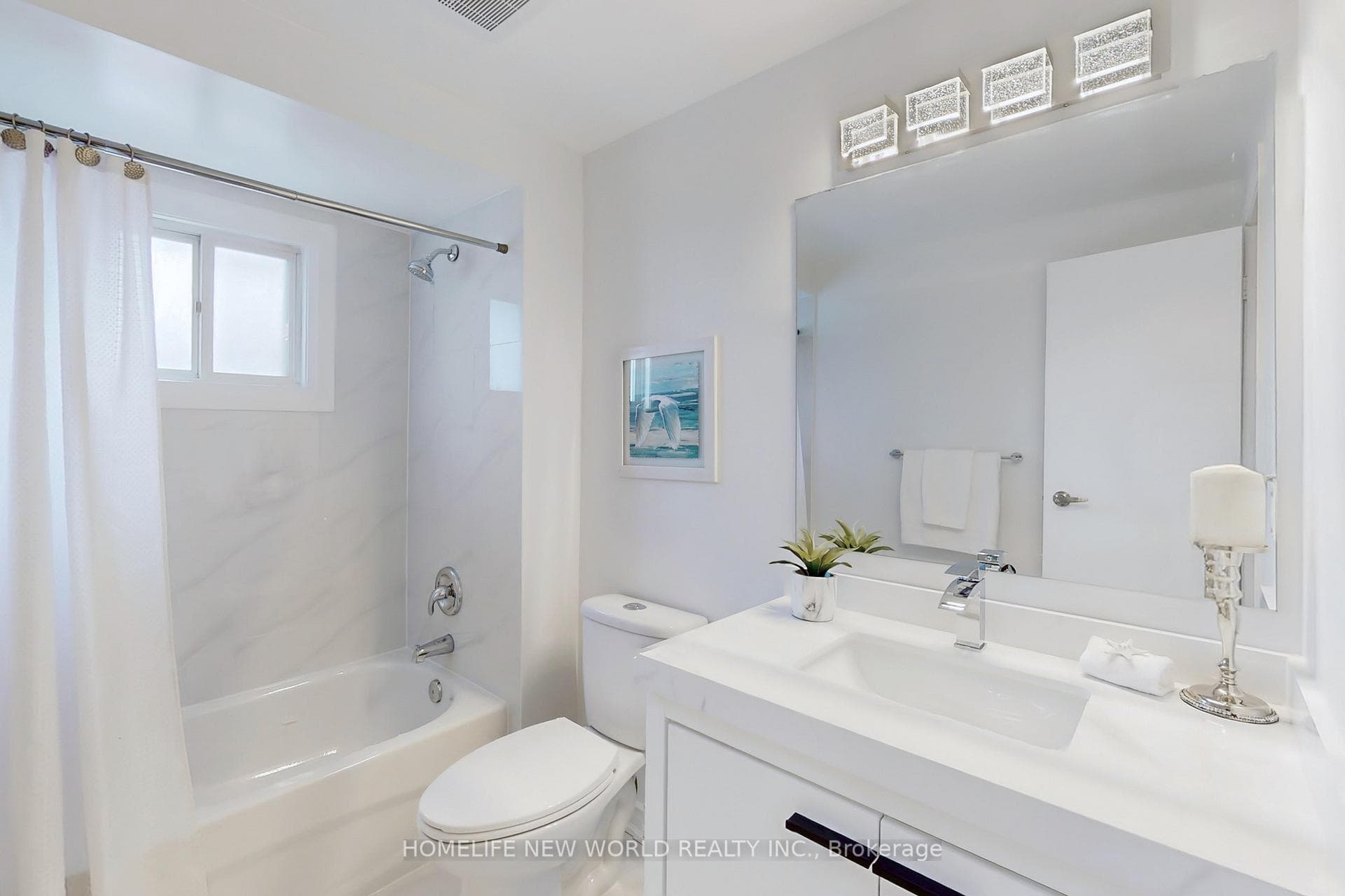 154 Appleby Crescent photo 34