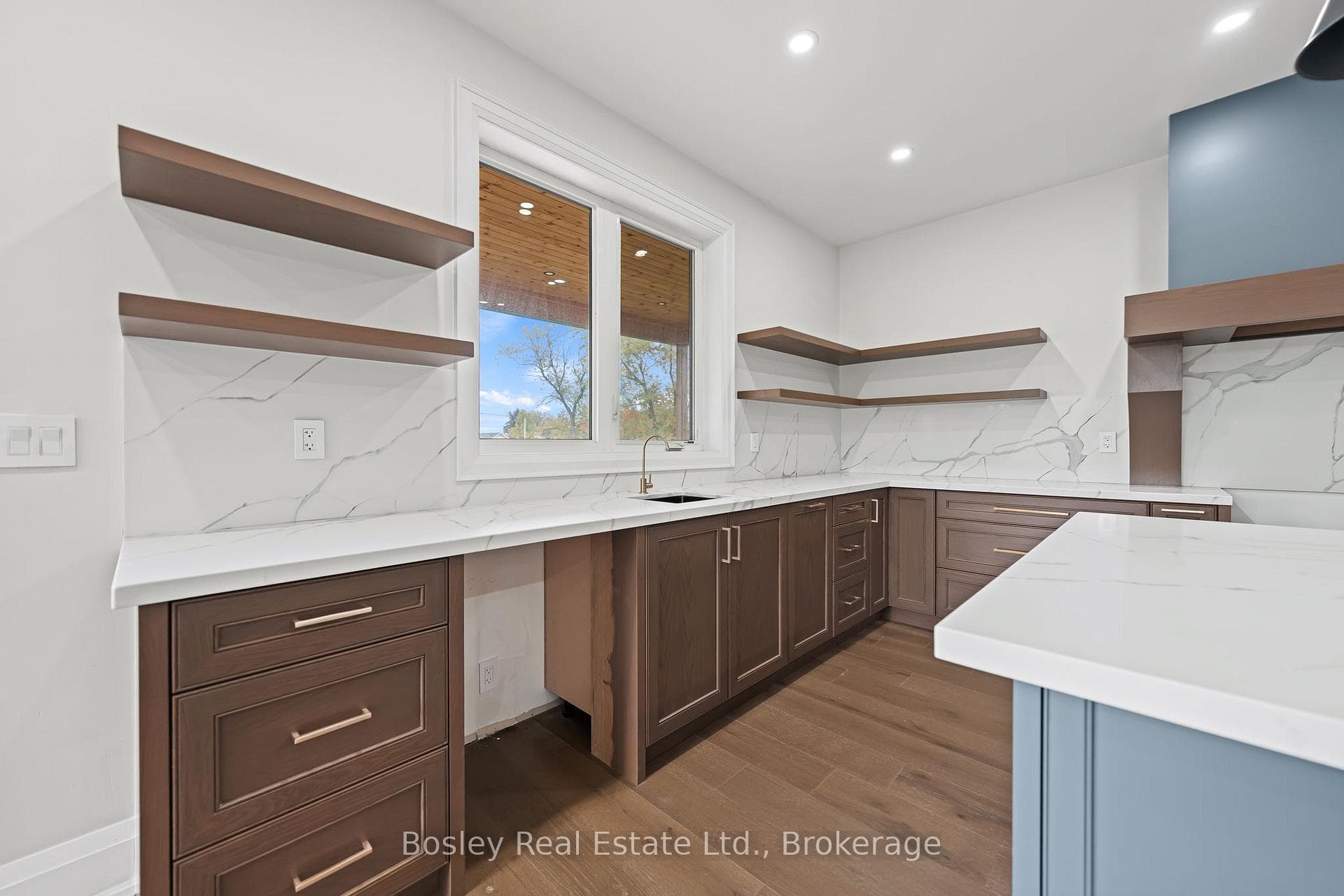47 Whitcombe Way photo 13