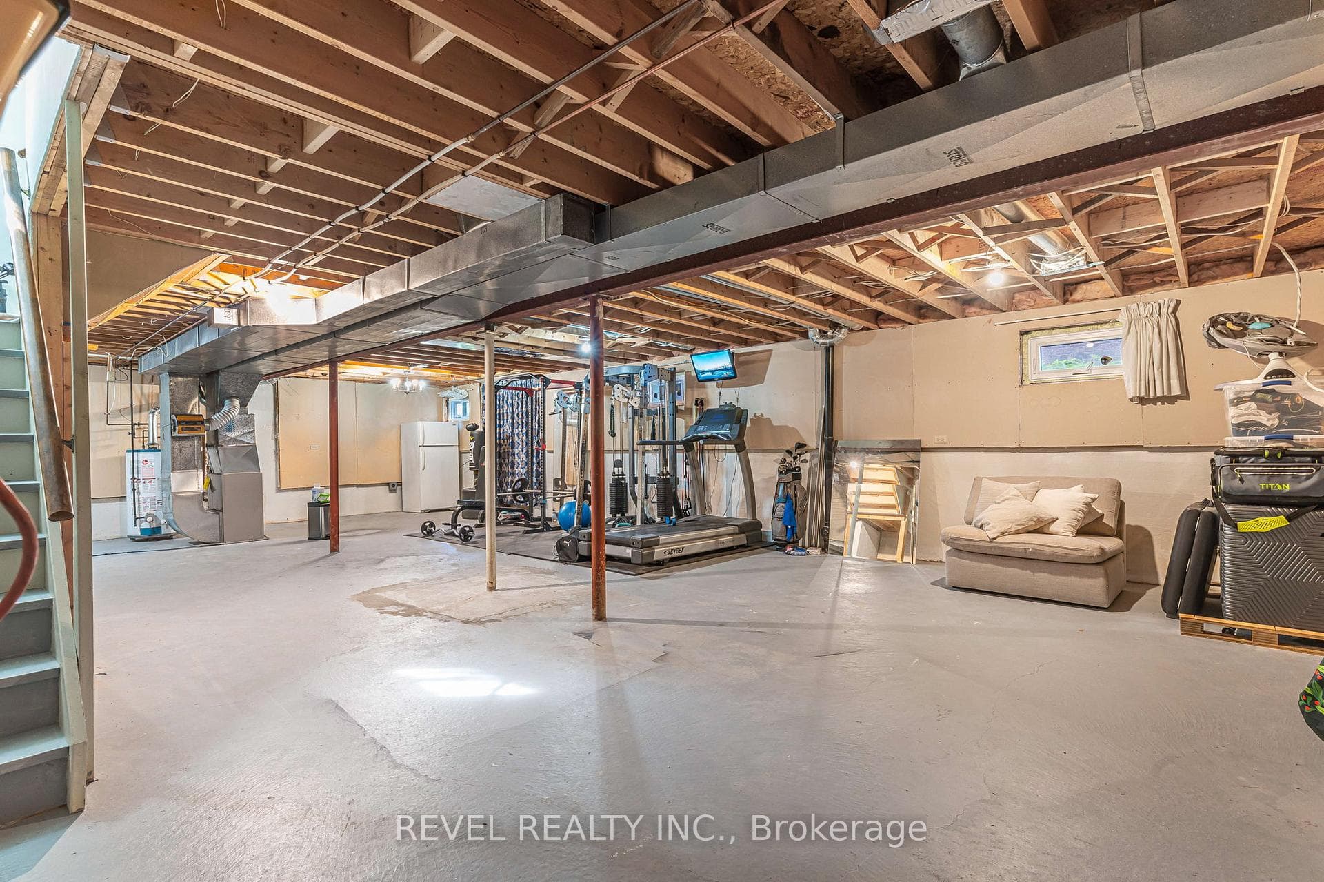 33 Jackman Crescent photo 37