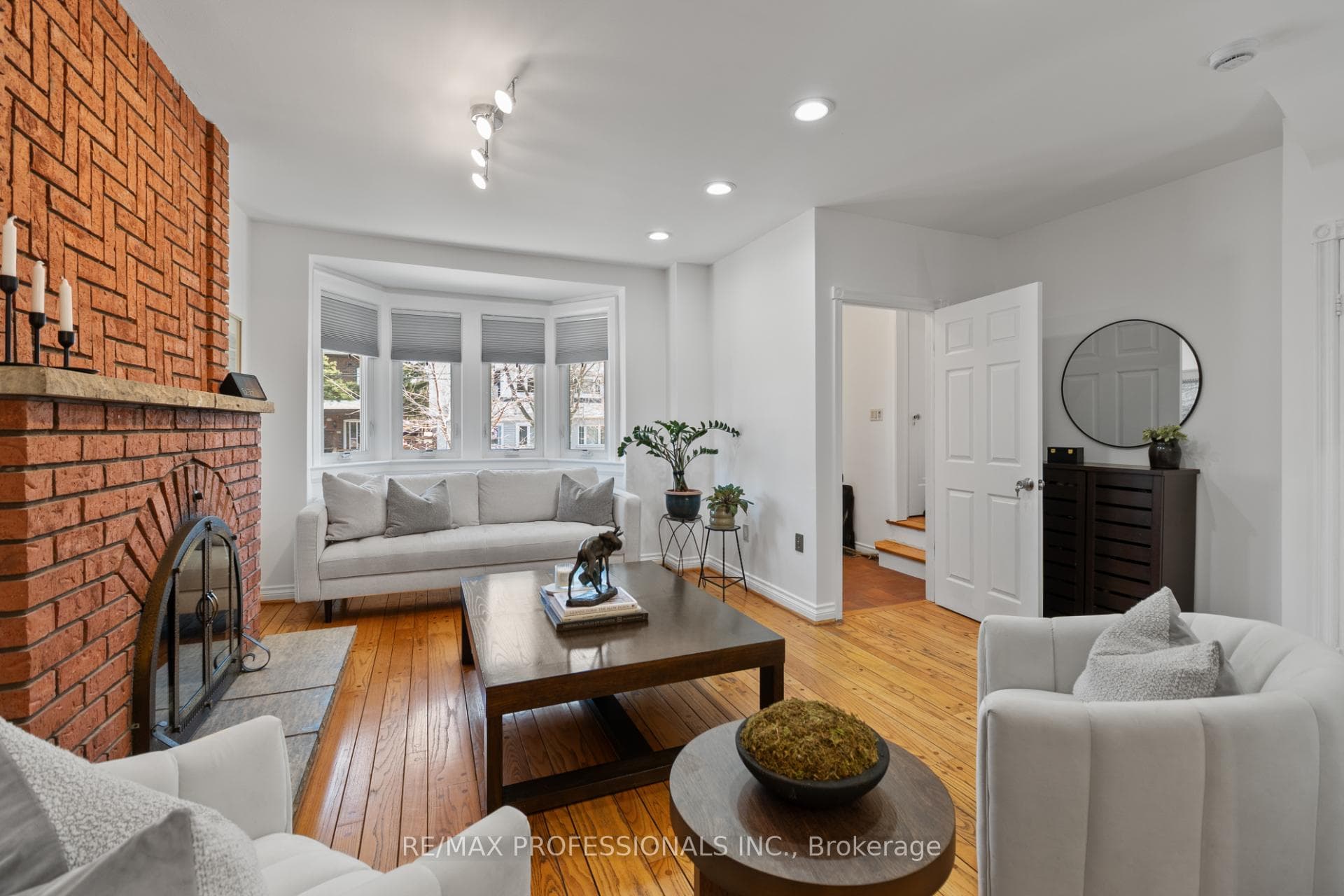 82 Fifth Street photo 5