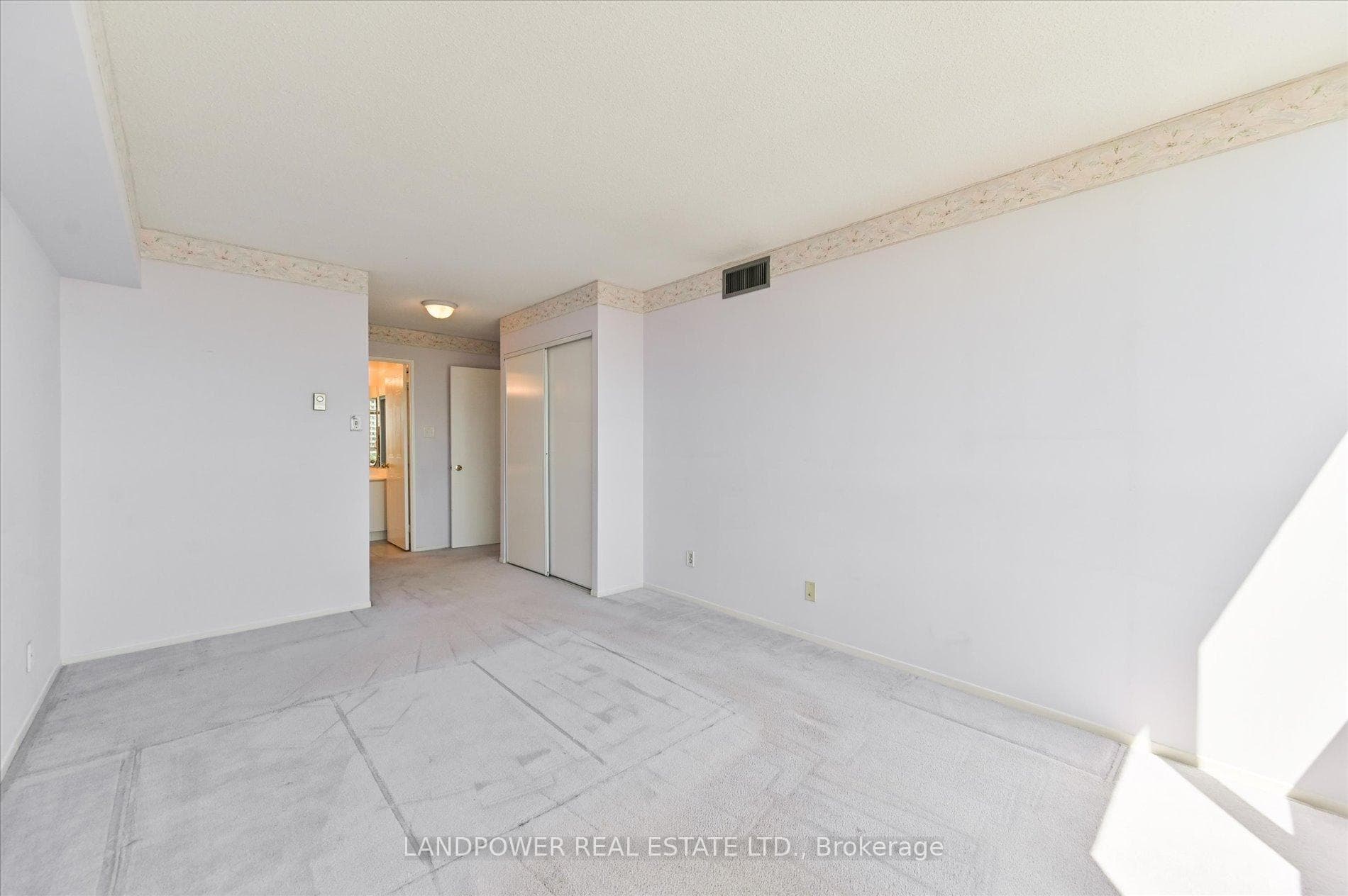 32 Clarissa Drive Unit 622 photo 18