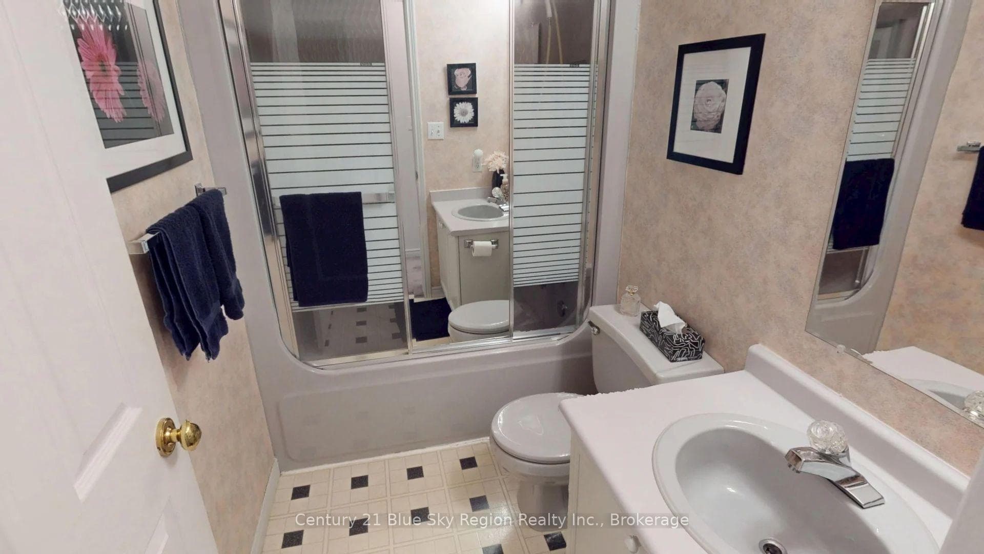 634 Tackaberry Drive photo 27