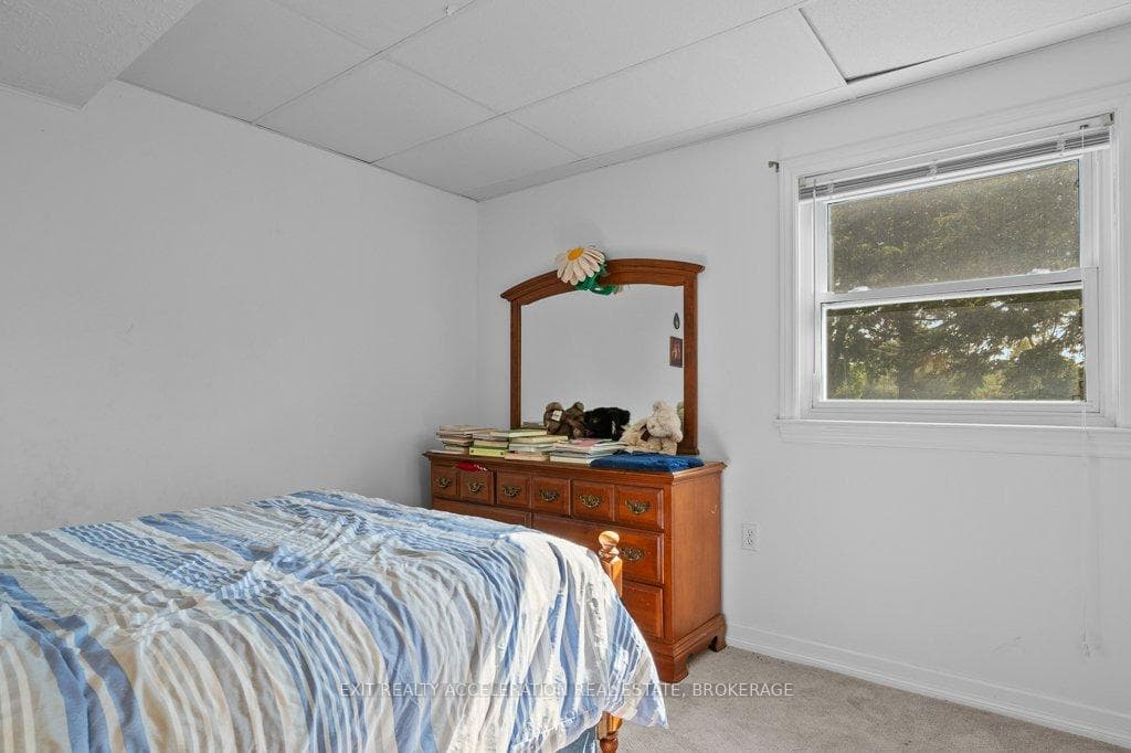400 Dundas Street photo 22