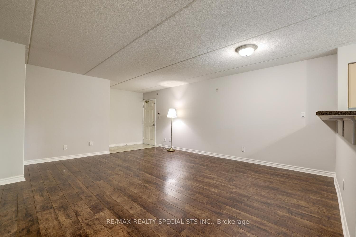 1490 Bishops Gate Unit 107 photo 7