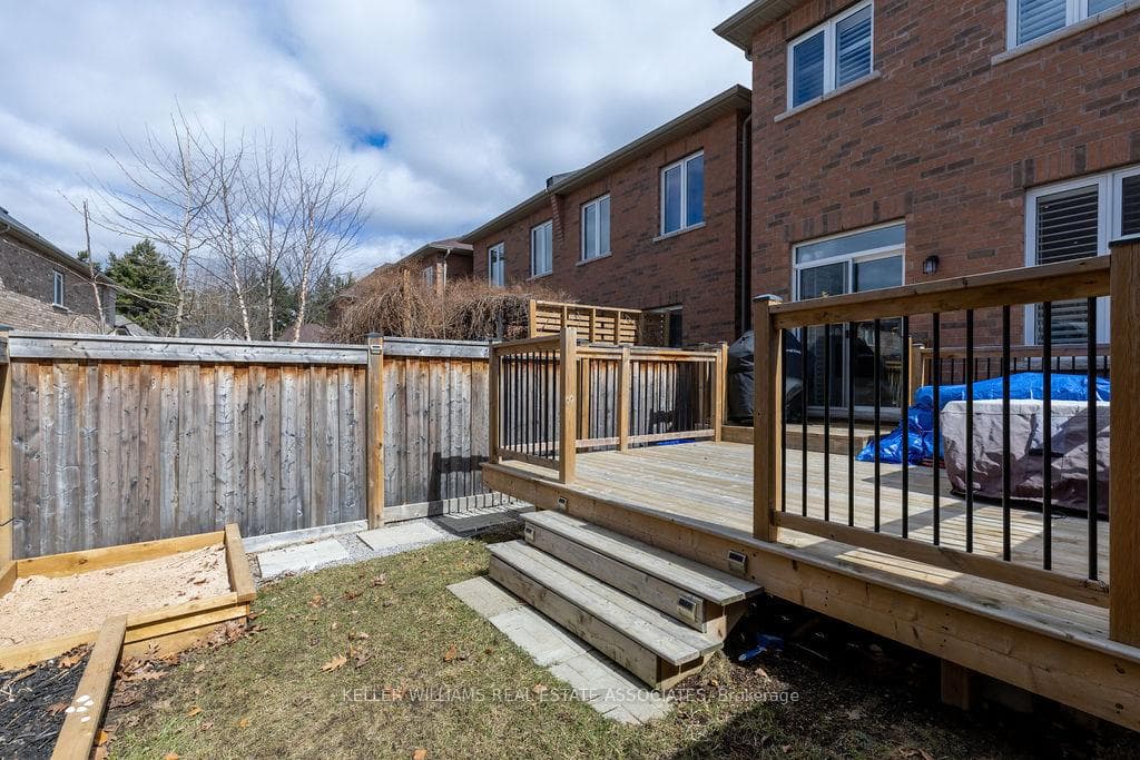 65 Ridgegate Crescent photo 33
