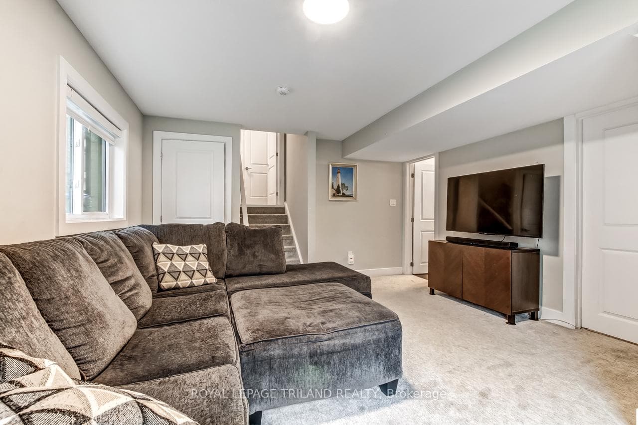 601 Lions Park Drive Unit 62 photo 6