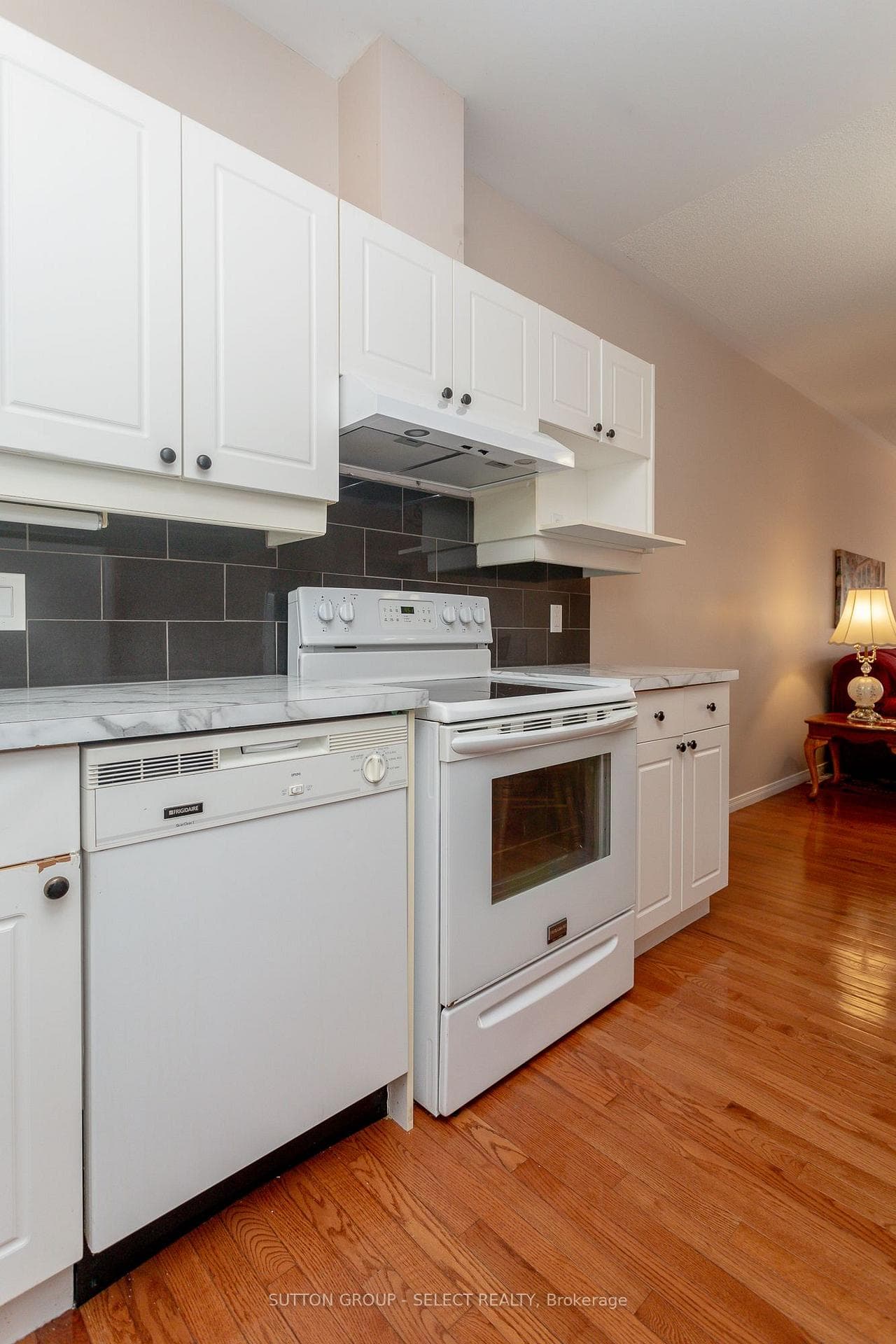 1555 Highbury Avenue Unit 44 photo 11