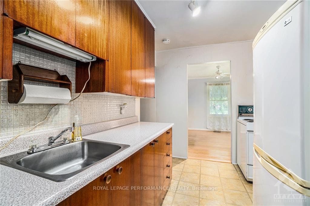 265 ANNA Avenue photo 5