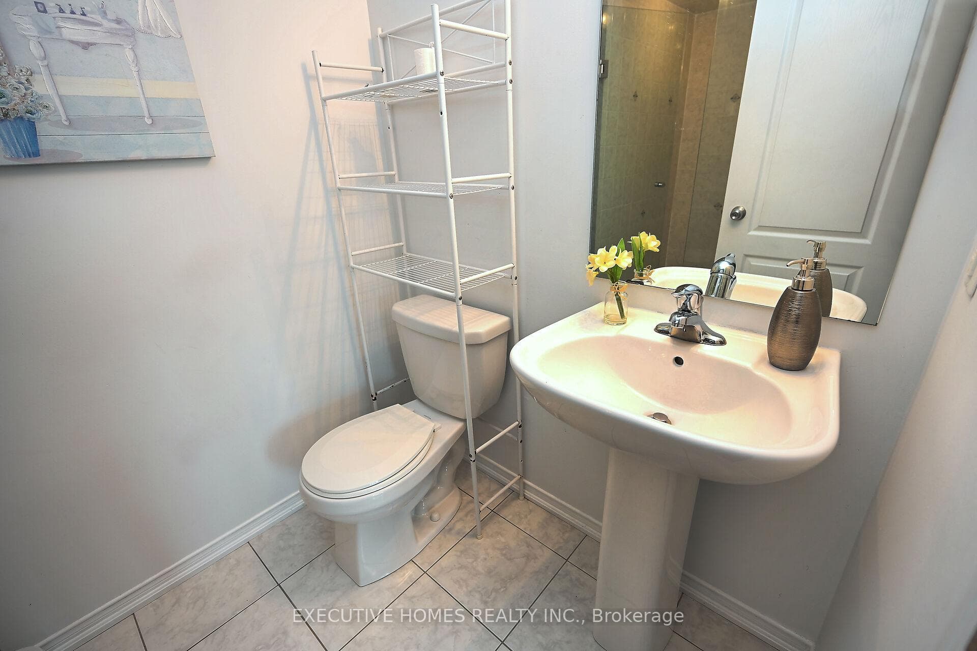2484 Post Road Unit 17 photo 29