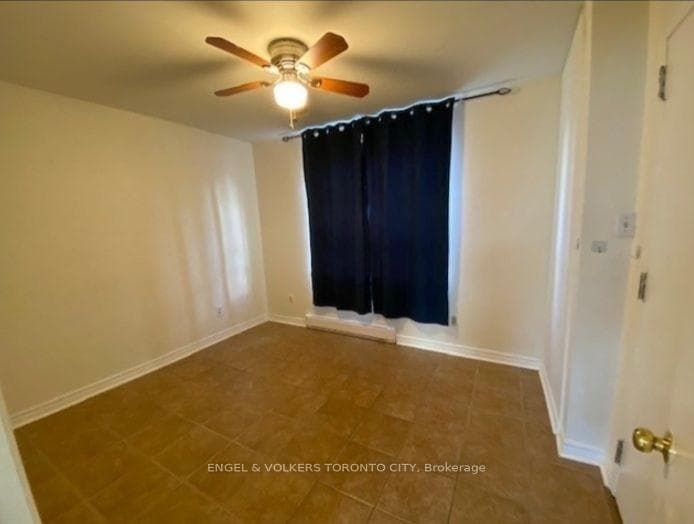 23 Queen Street Unit 1 photo 5
