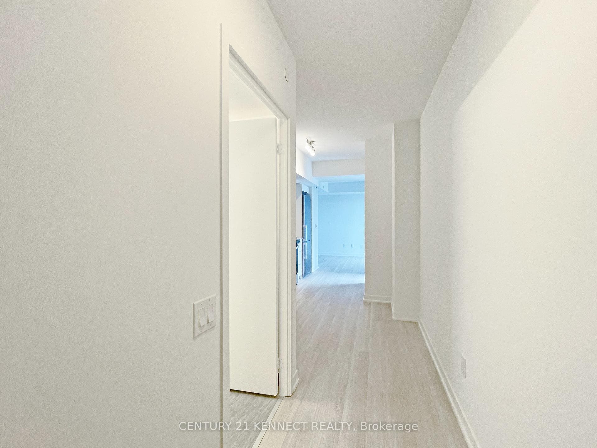 500 Wilson Avenue Unit 913 photo 7