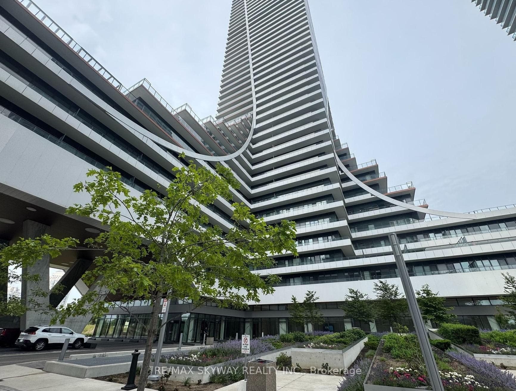 30 Shore Breeze Drive Unit 4511 photo 3