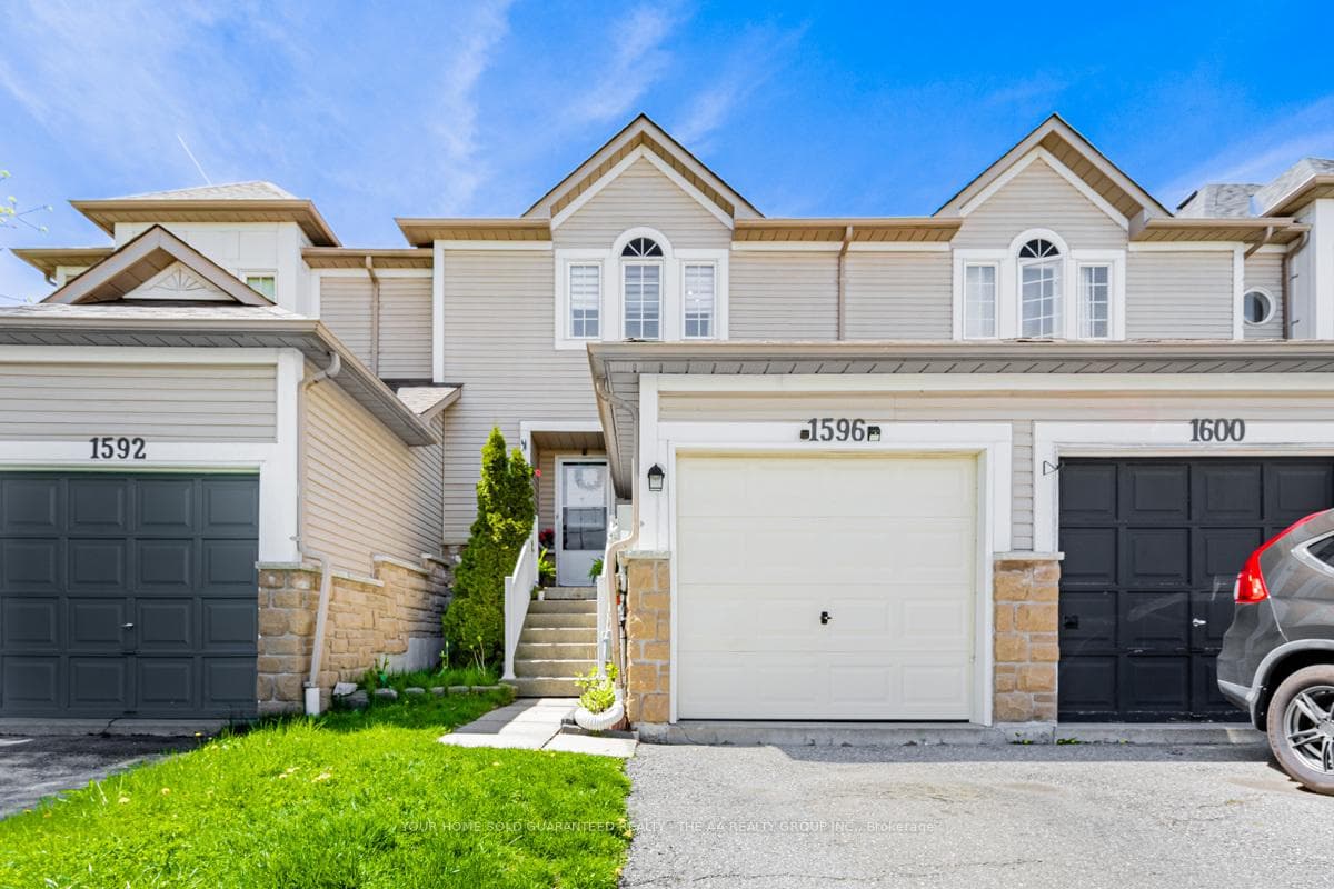 1596 Green Road photo 2