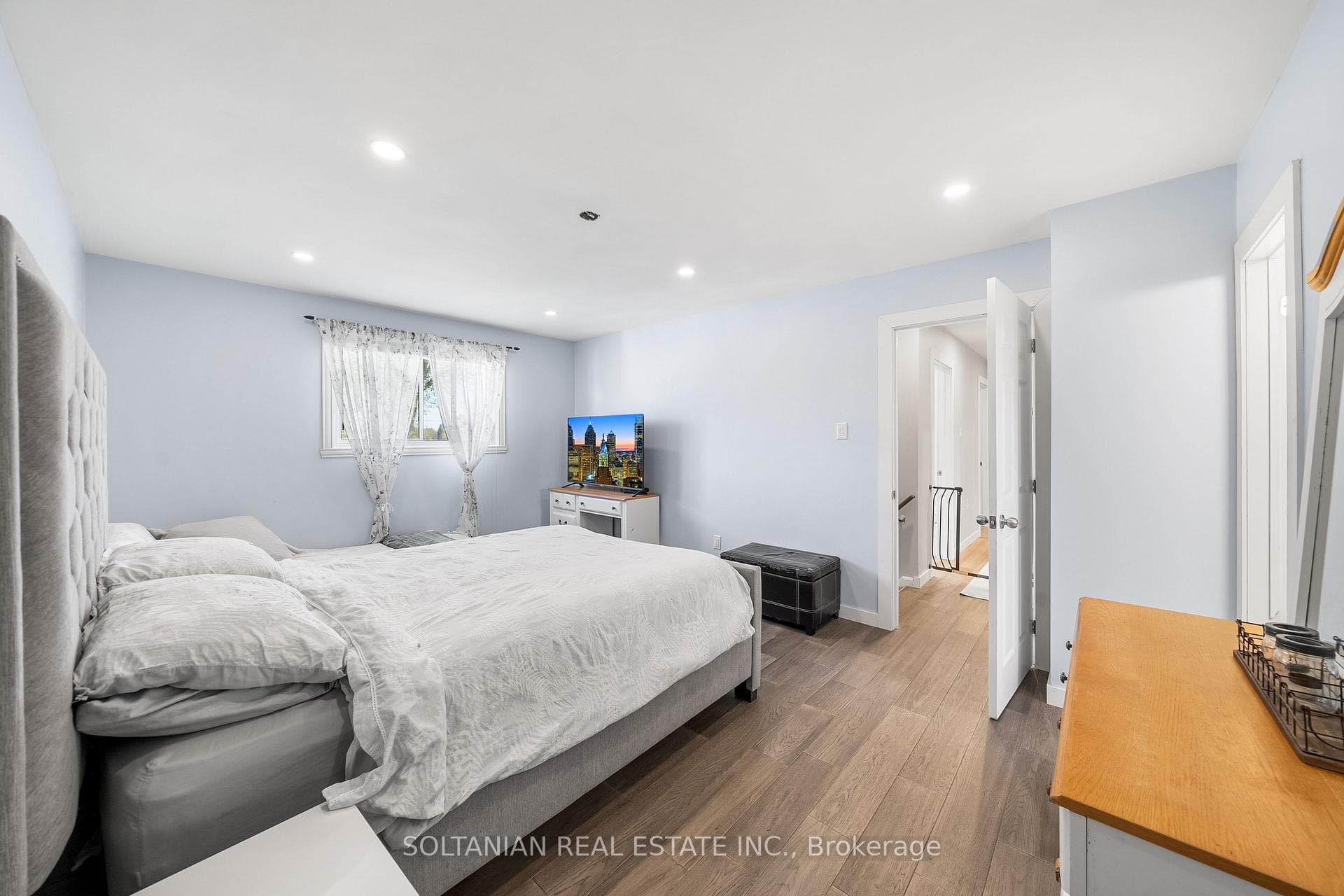 161 Oriole Drive photo 22