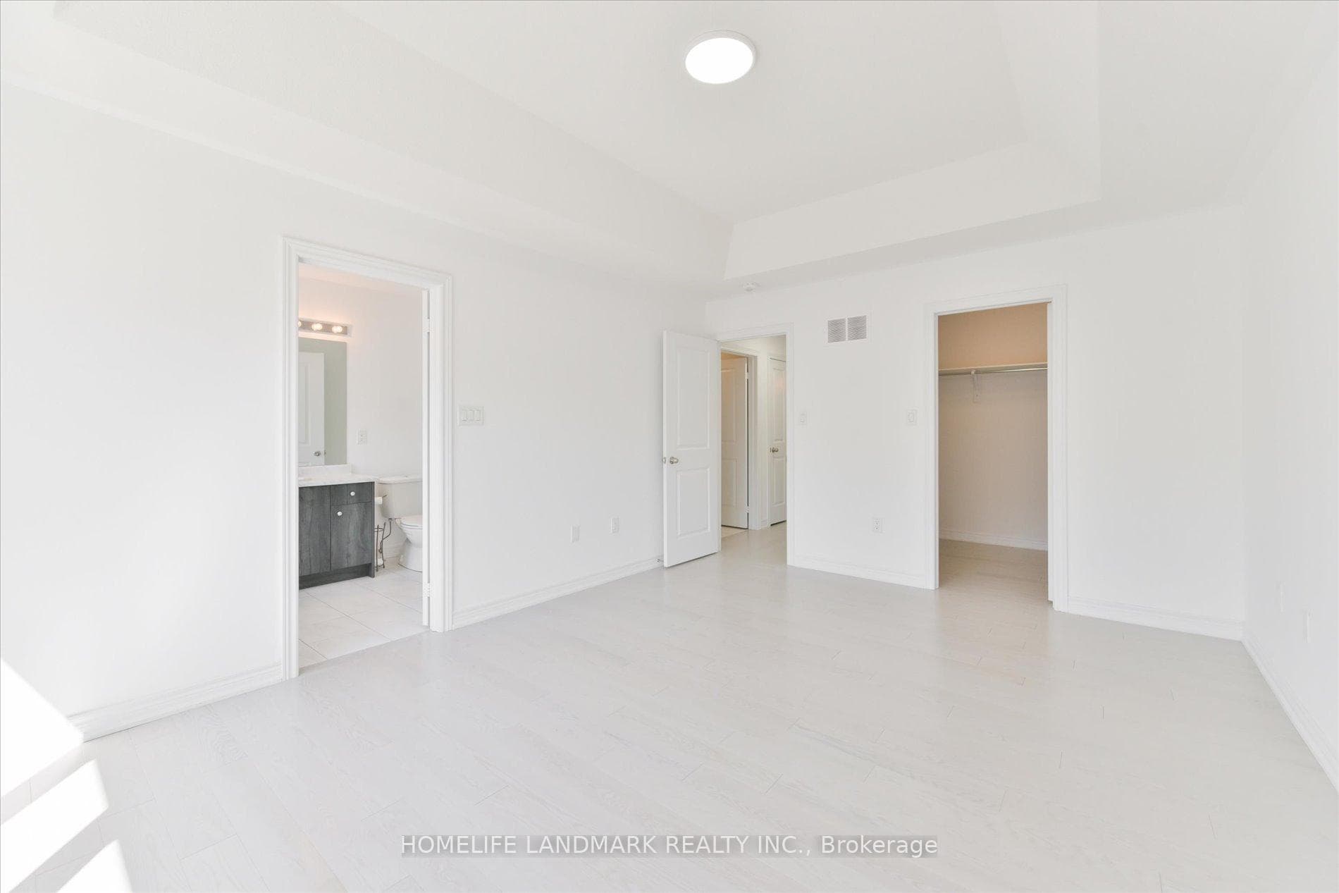 27 Markview Road photo 15